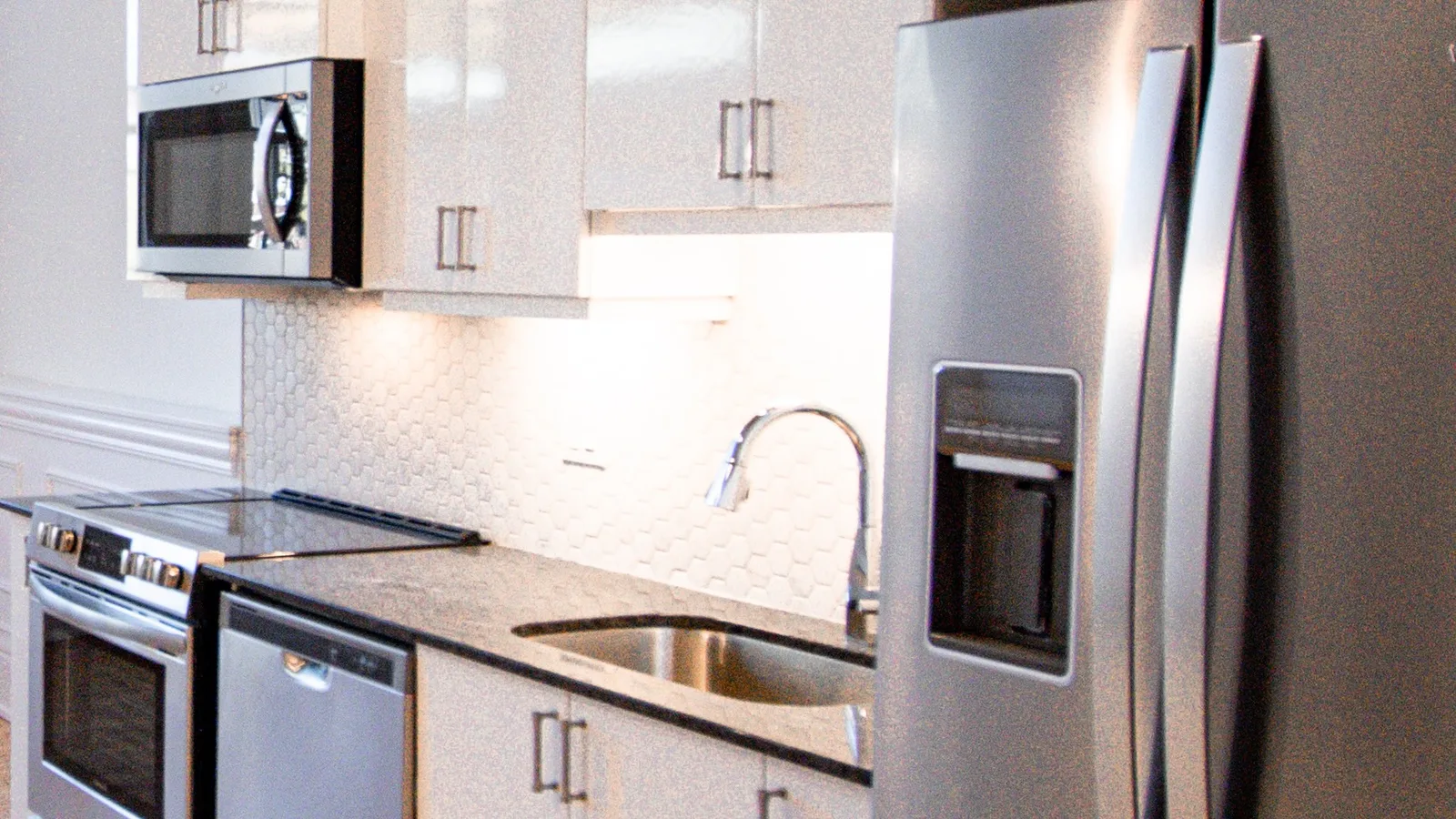 Marshall-Mckinnon - Unit G102 — suite photo