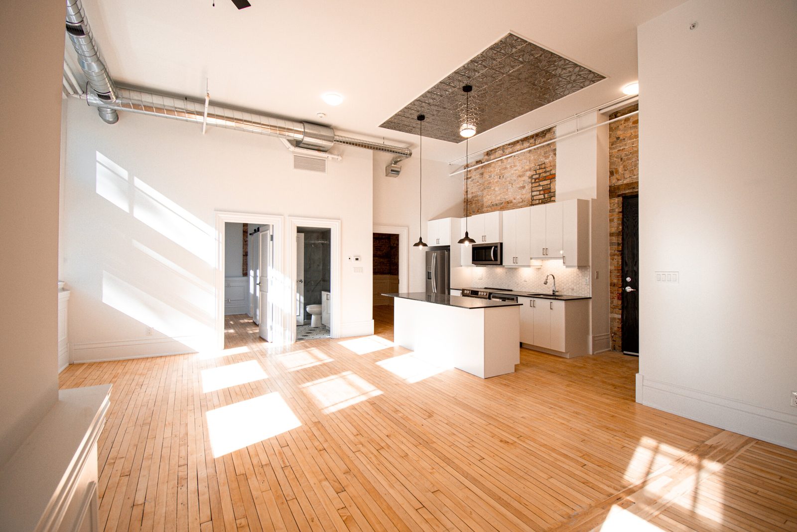 MACFARLANE - UNIT 208